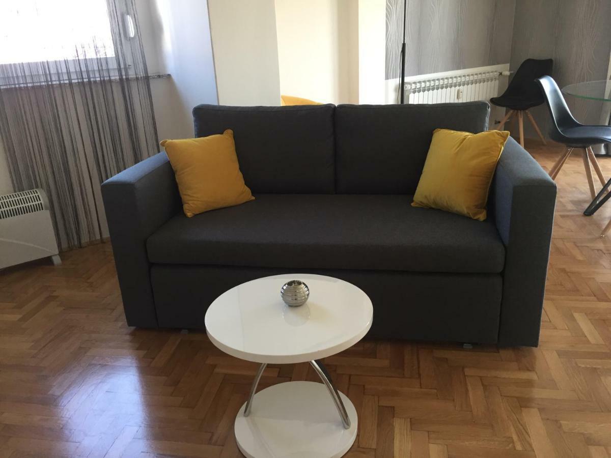 Apartman Studio Sonas 3 With Free Private Parking Karlovac Exteriör bild